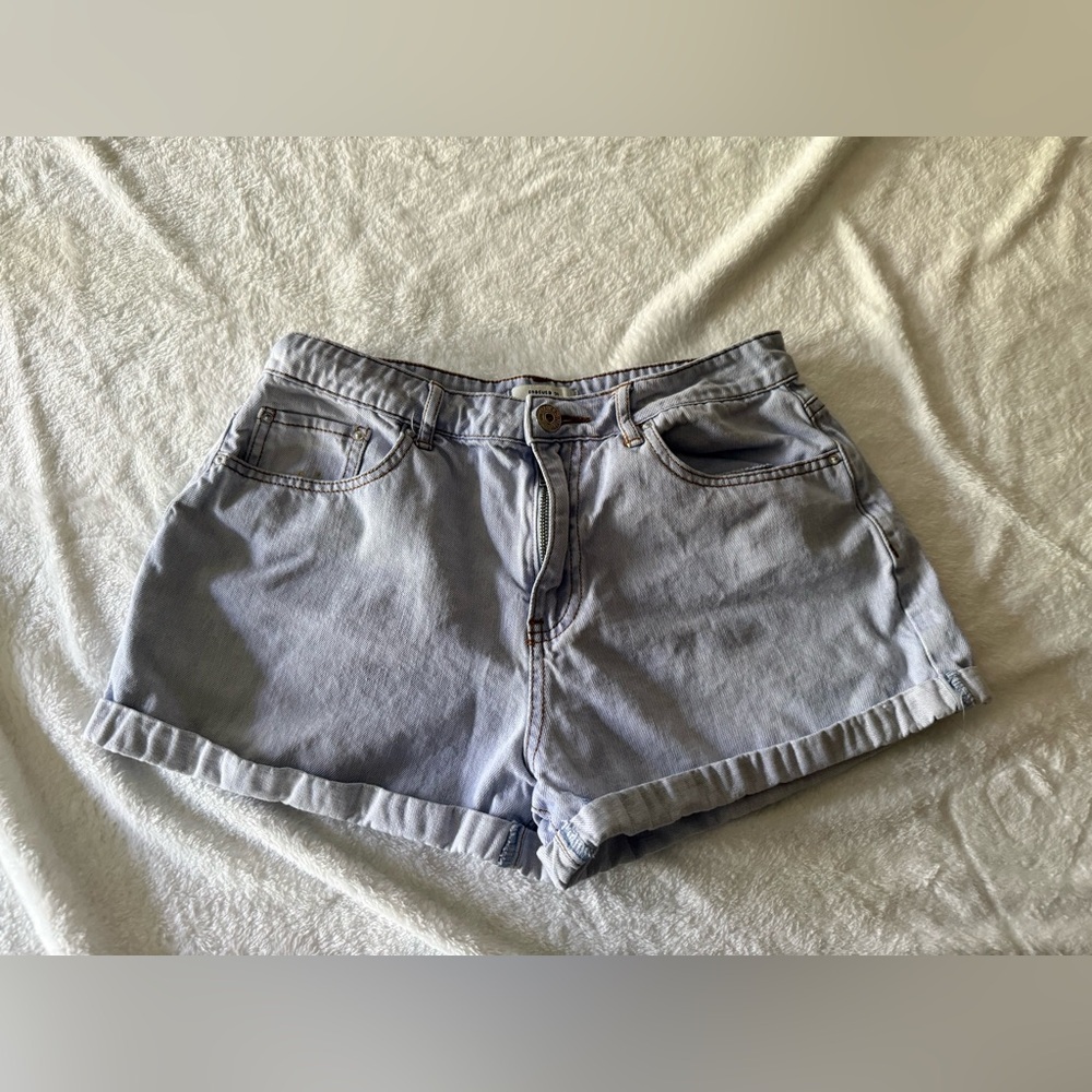 Forever 21 Denim Cuffs Shorts Size 28